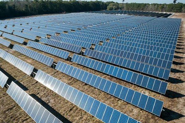 At lighting expo, stakeholders say reliable, affordable energy are of both economic and social importance